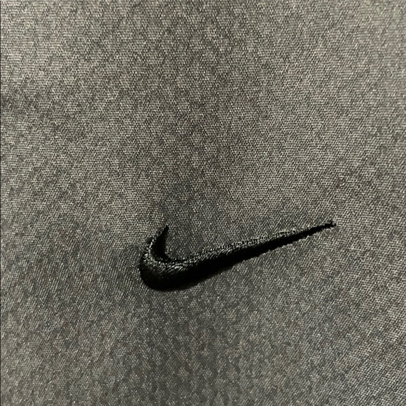 Men’s Nike lightweight polo - Picture 8 of 8